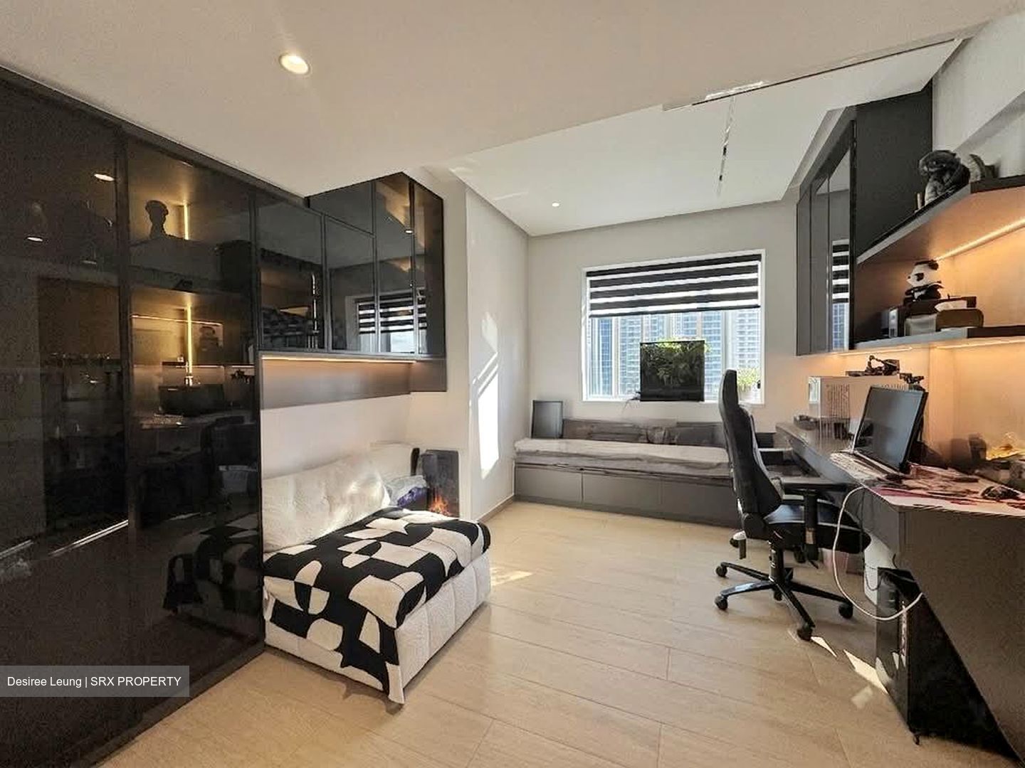 Thomson Euro-asia (D11), Condominium #559411251